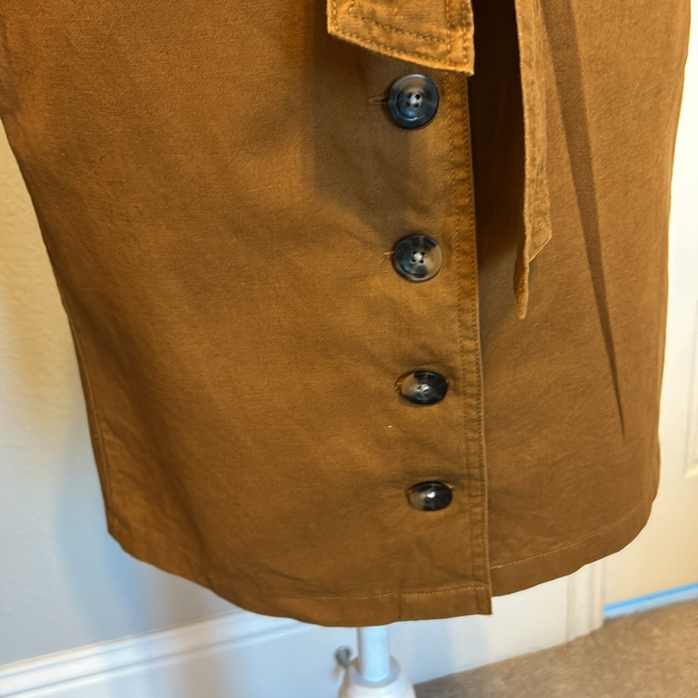 Boden Leonora Blended Linen Belted Front Button A-Line Skirt, Size 2P - Picture 4 of 13